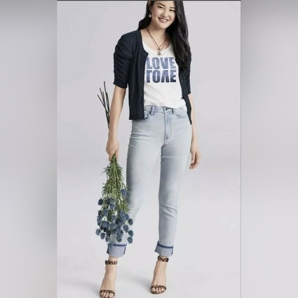 CAbi Higher High Rise Straight Leg Ice Blue Classic Jeans #5883 - Size 4 - Picture 2 of 13